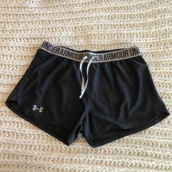Under Armour Shorts - Picture 1 of 3